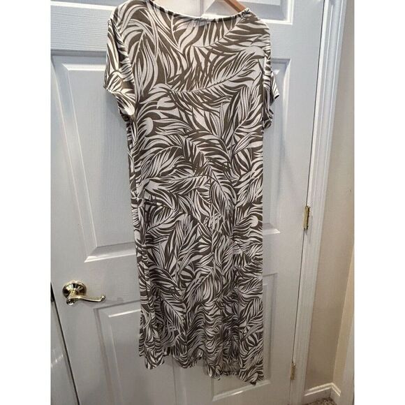 Chicos Travelers Asymmetrical Hem Dress Vetiver Combo Size 2 US 12/14 - Picture 2 of 7